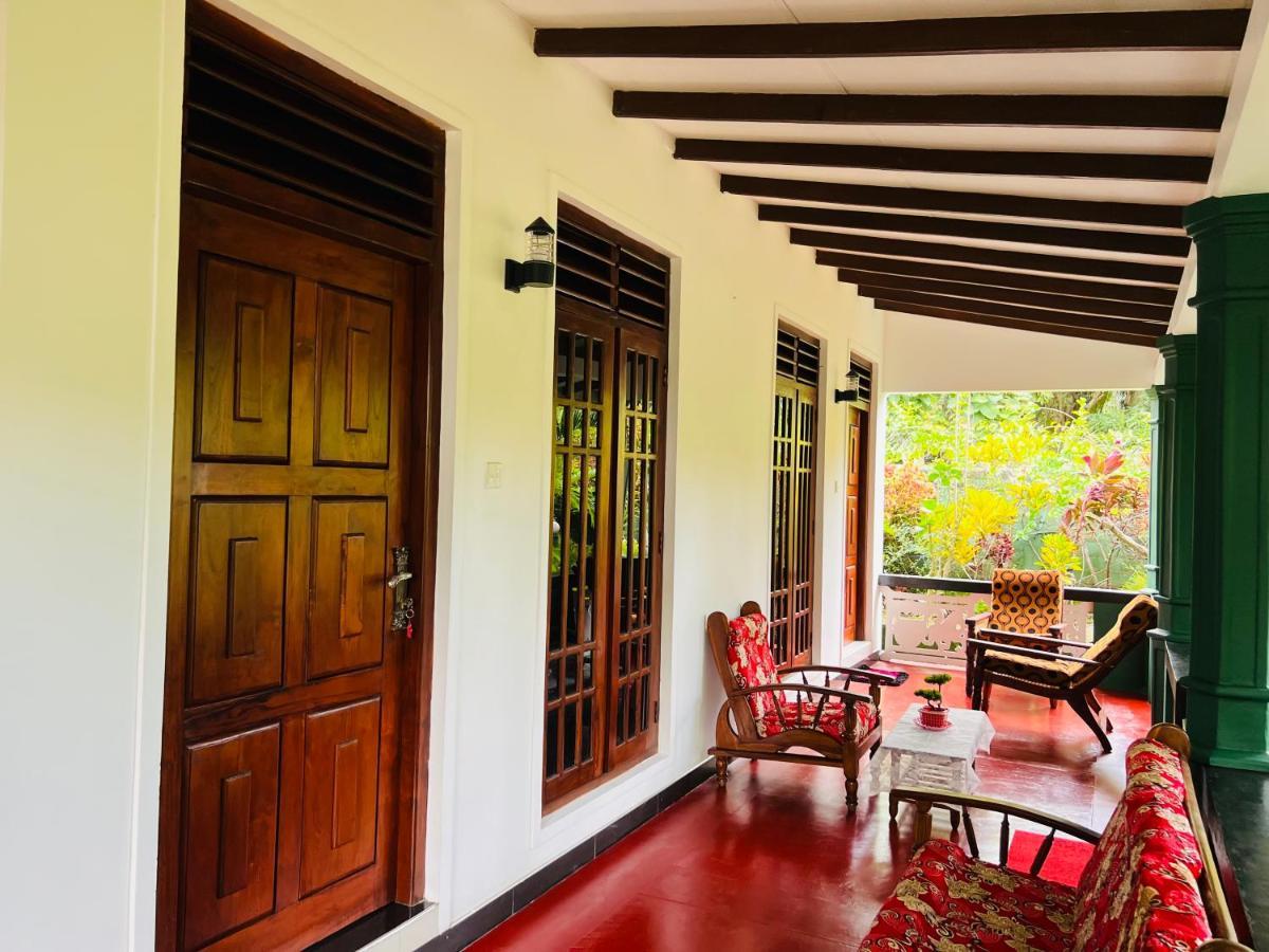 Sigiri Budget Homestay Sigiriya Exteriör bild