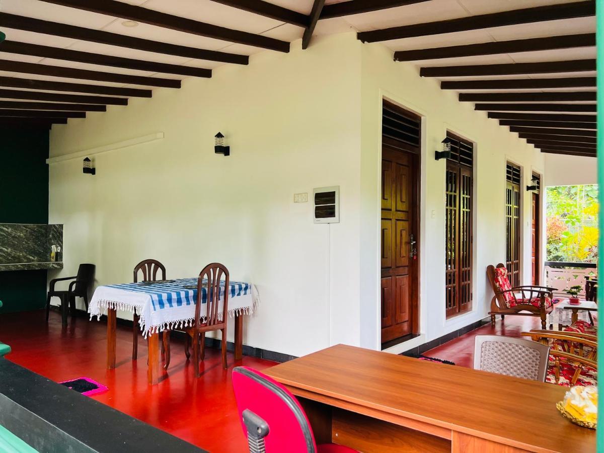Sigiri Budget Homestay Sigiriya Exteriör bild